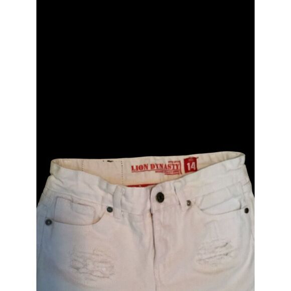 Lion Dynasty White Denim Jean Shorts Studded Size 14 - Picture 3 of 6